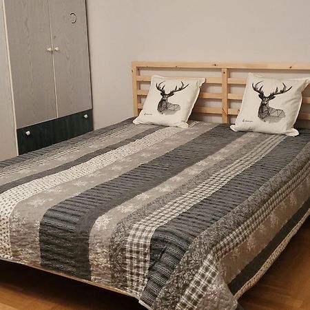 Apartments With Outdoor Spa Jacuzzi And Sauna Вилнюс Екстериор снимка