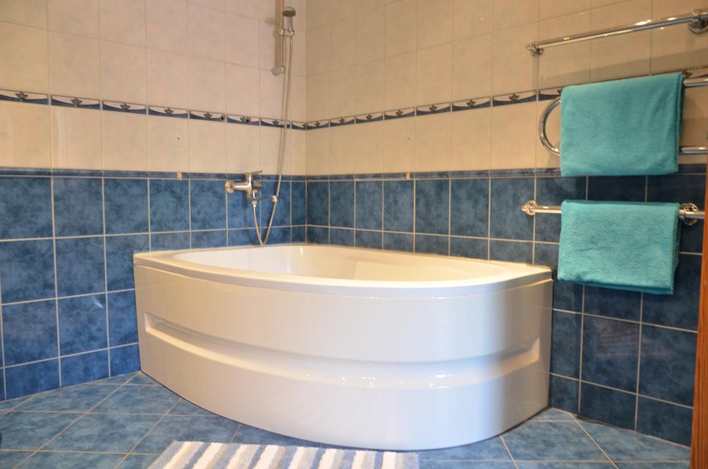 Apartments With Outdoor Spa Jacuzzi And Sauna Вилнюс Екстериор снимка